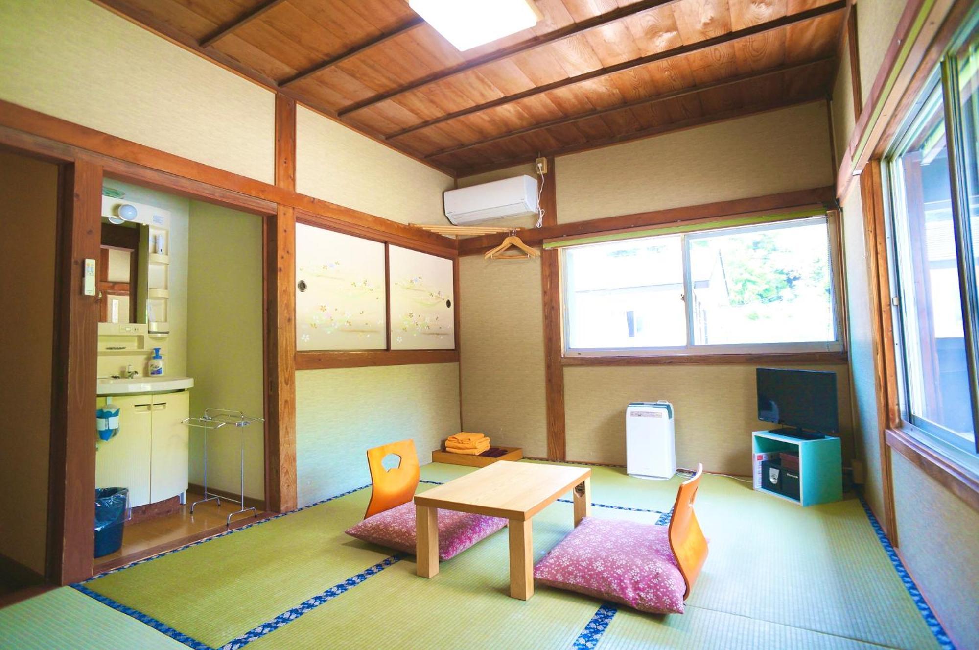 Takaosou Hotell Yufu Eksteriør bilde