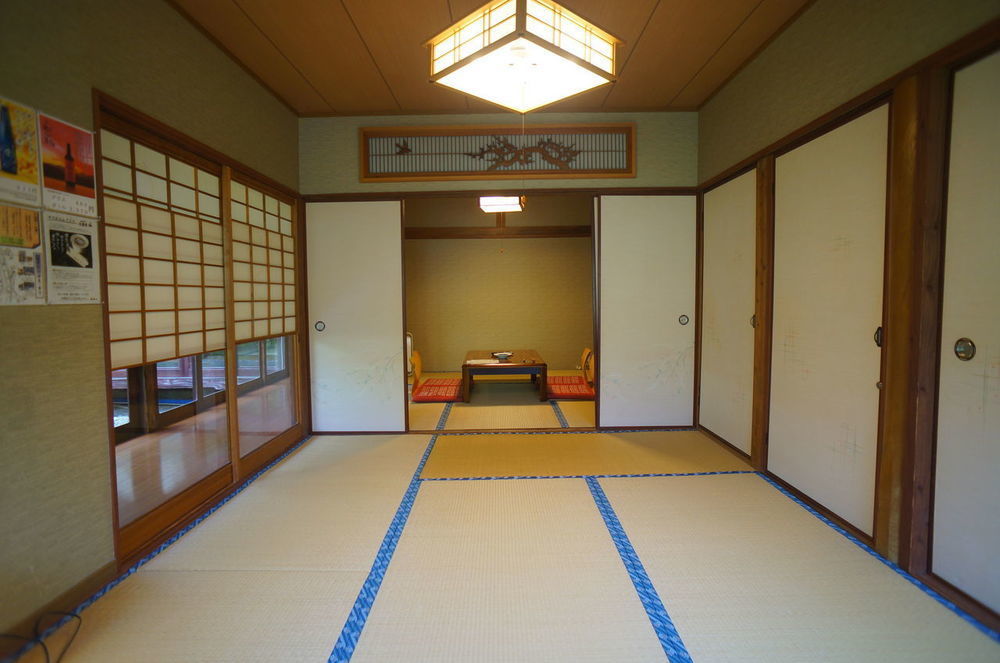 Takaosou Hotell Yufu Eksteriør bilde